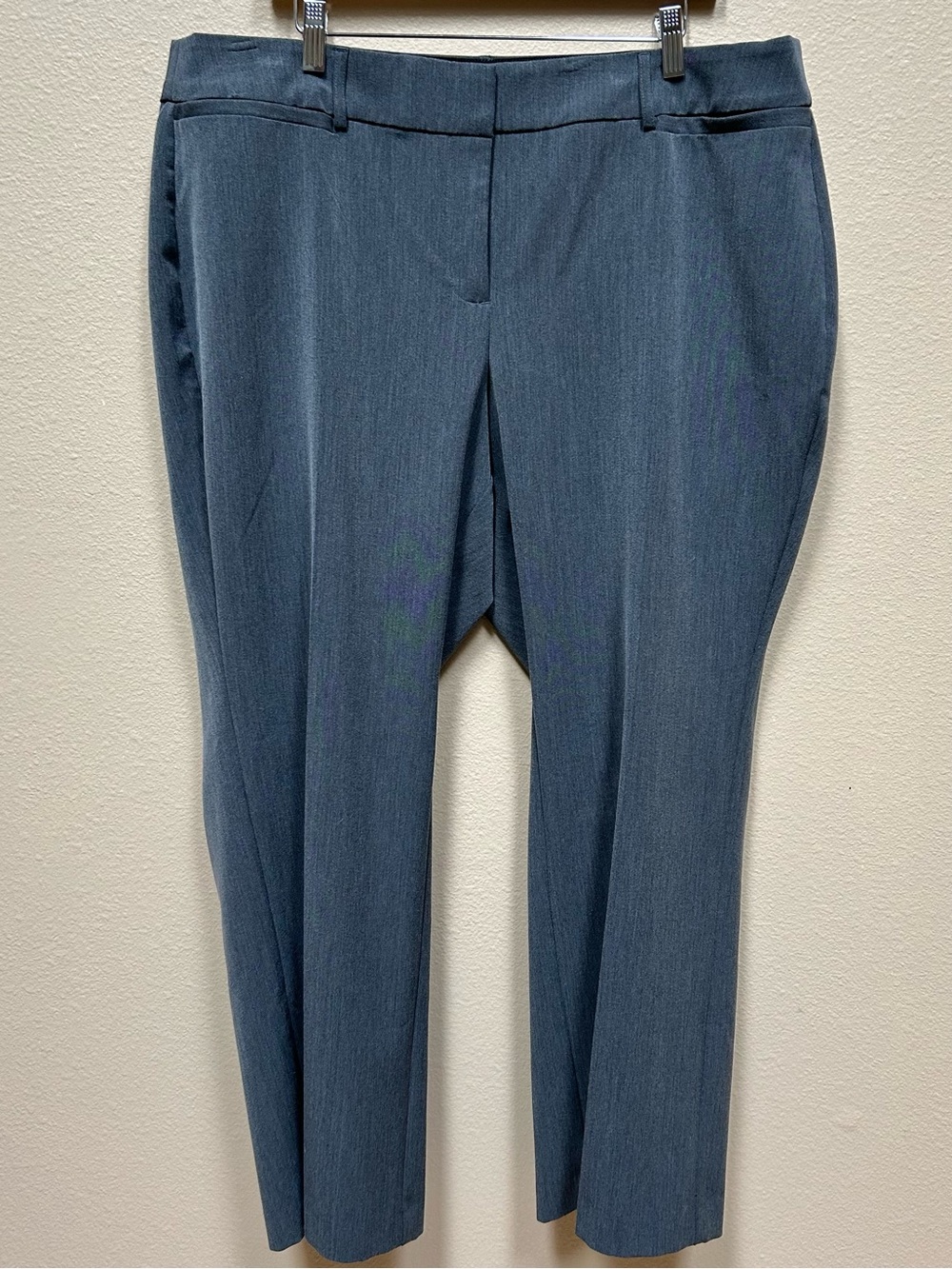 Lane Bryant Straight-Leg Dress Pants in Dark Gray — SZ 18S